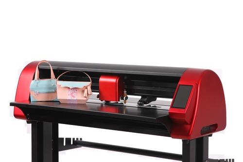 Ріжучий плотер Skycut D24: можливості, переваги та чому варто купити